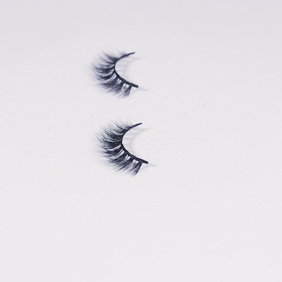 Comfortable, 100% handcrafted false mink lashes. These luxurious lashes are double and triple layered