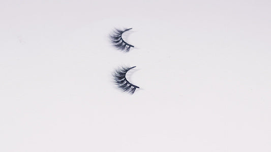 Comfortable, 100% handcrafted false mink lashes. These luxurious lashes are double and triple layered